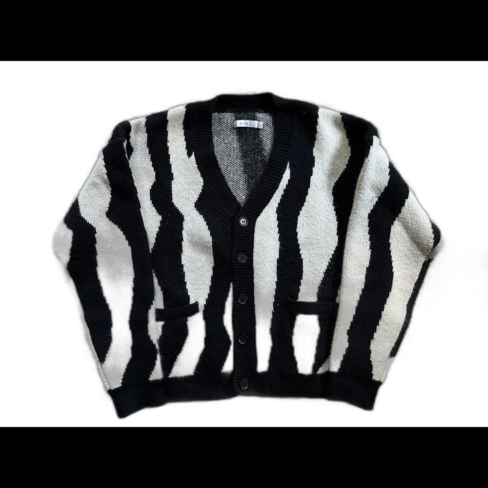 MNML Patterned Oversized Black and Cream Knit Cardigan